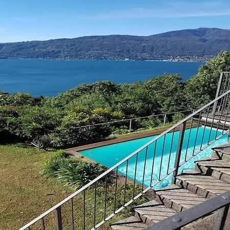 Prázdninový dům Mauro Vista Lago Con Piscina Verbania